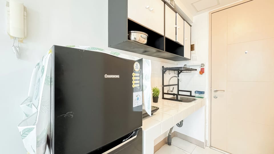 Deluxe Apartment | Private kitchen | Cookware/dishes/utensils