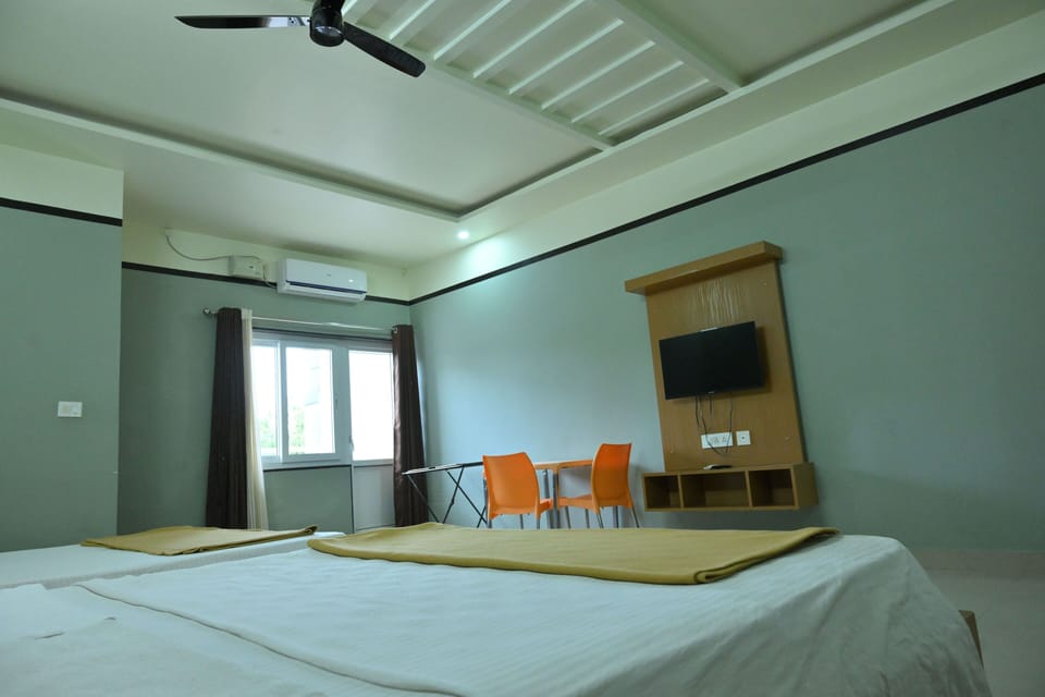Standard Room, Balcony | Free WiFi