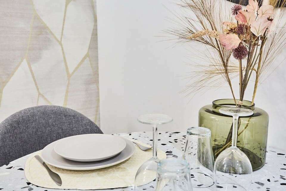 Apartment | Dining