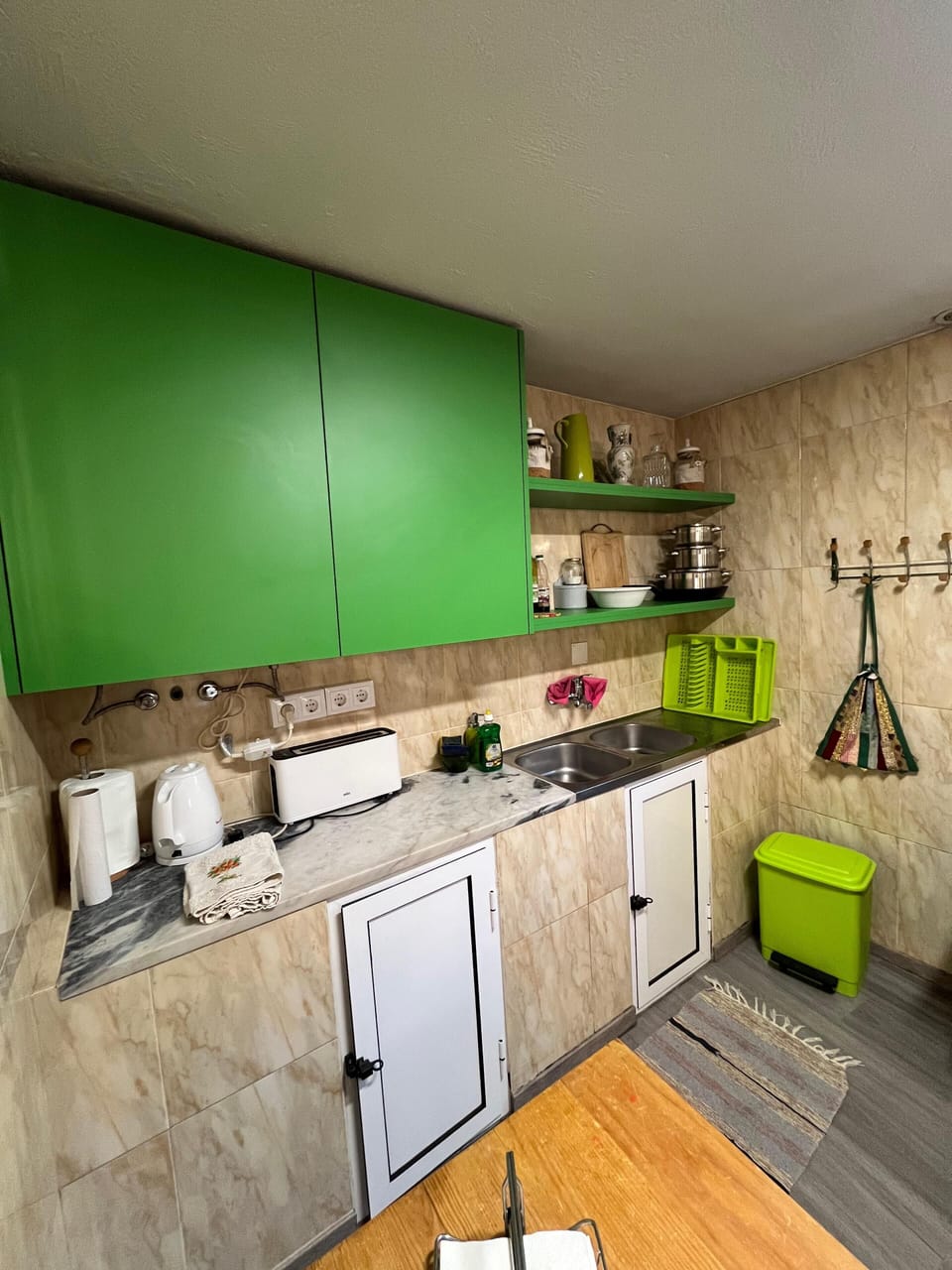 Economy Cottage, Valley View | Private kitchen