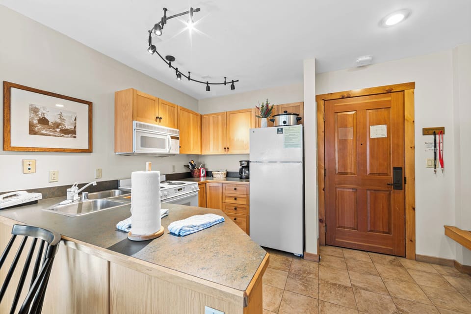 Condo (1 Bedroom) | Property amenity