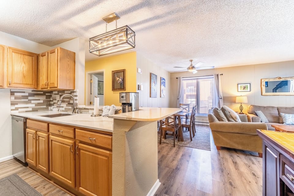Condo (2 Bedrooms) | Property amenity