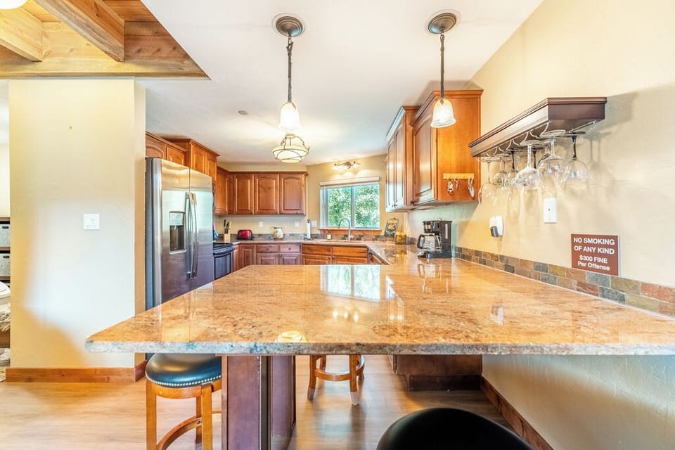 Condo (4 Bedrooms) | Property amenity