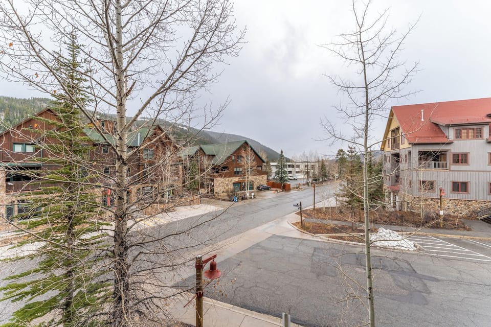 Condo (1 Bedroom) | Property amenity