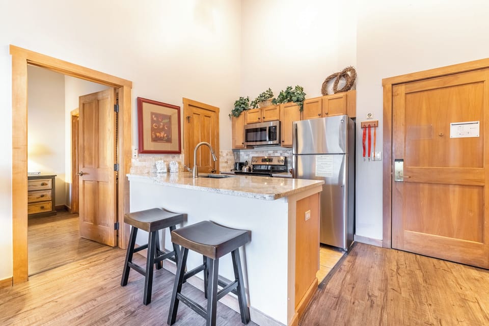 Condo (2 Bedrooms) | Property amenity