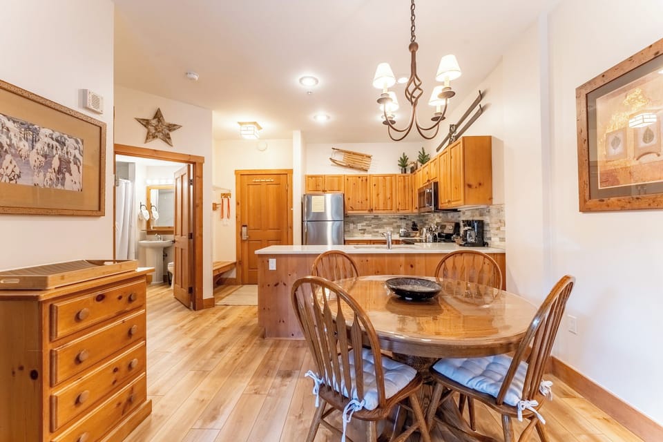 Condo (1 Bedroom) | Property amenity