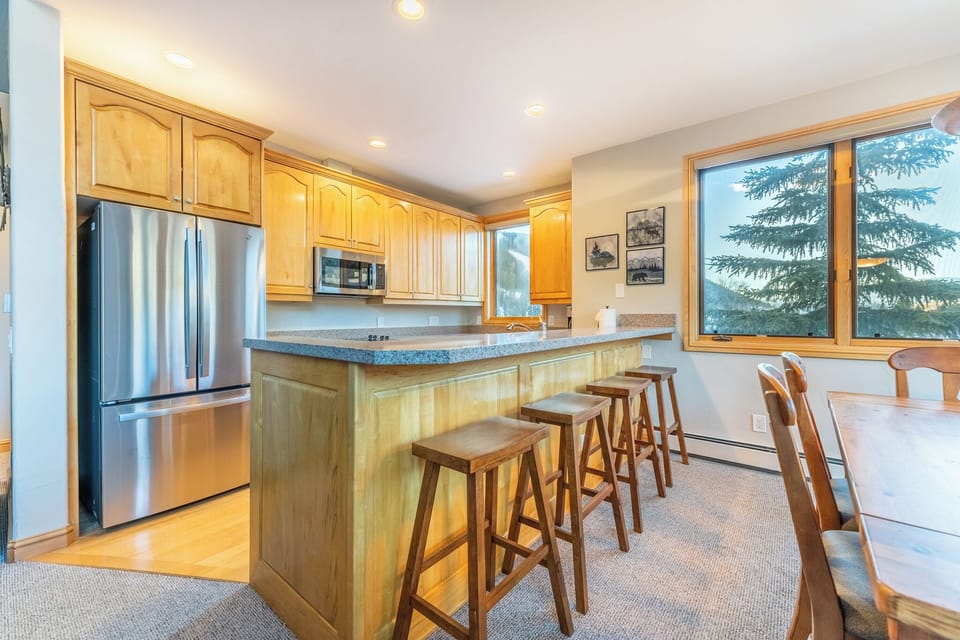 Studio (3 Bedrooms) | Property amenity