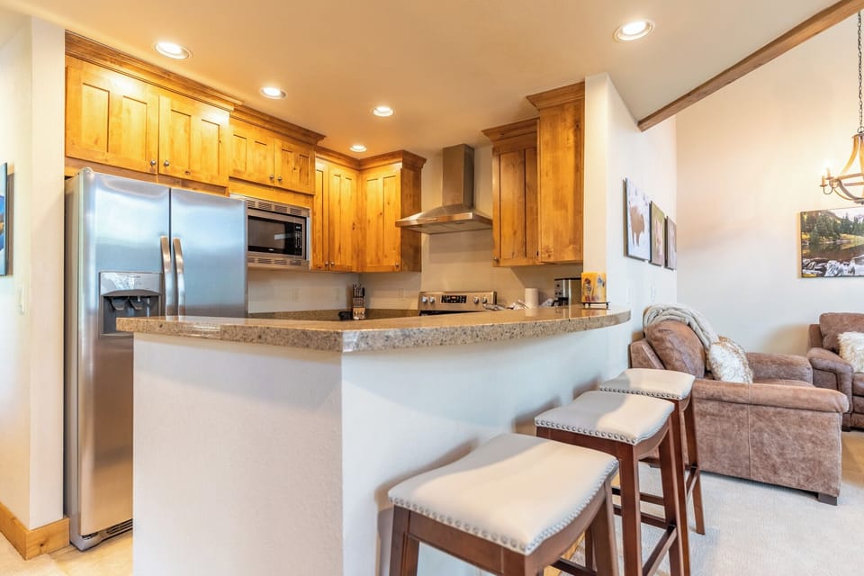 Studio (3 Bedrooms) | Property amenity