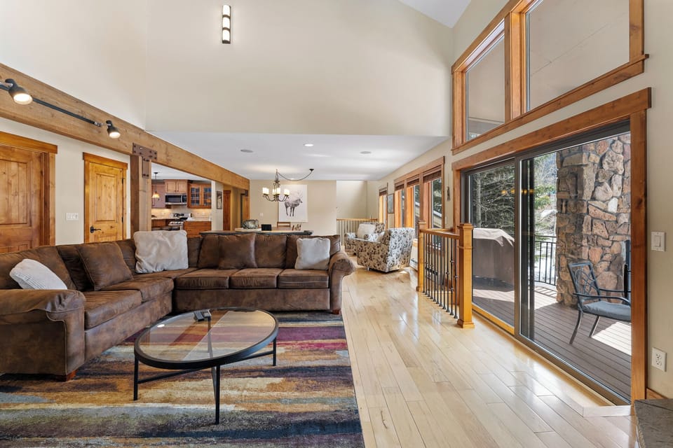 Studio (4 Bedrooms) | Front of property