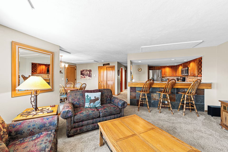 Condo (2 Bedrooms) | Property amenity