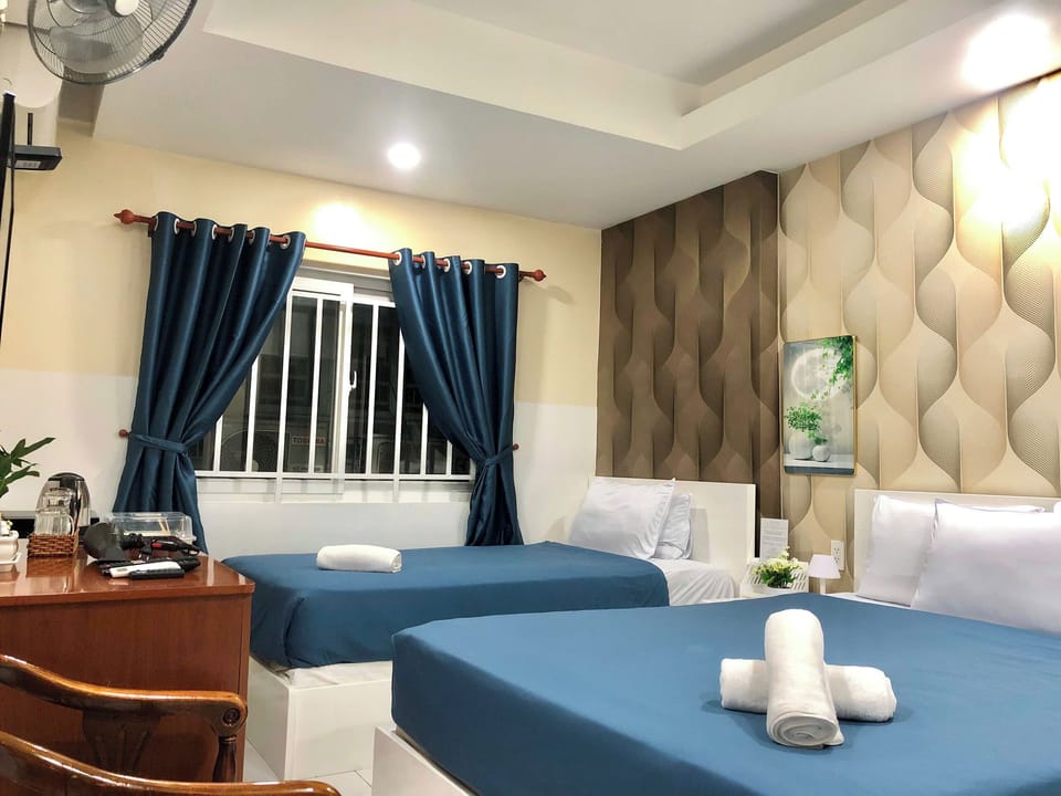 Standard Triple Room | Desk, free WiFi