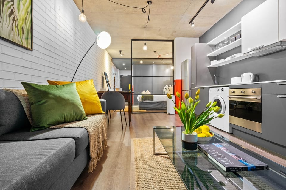 Apartment (0 Bedroom) | Interior