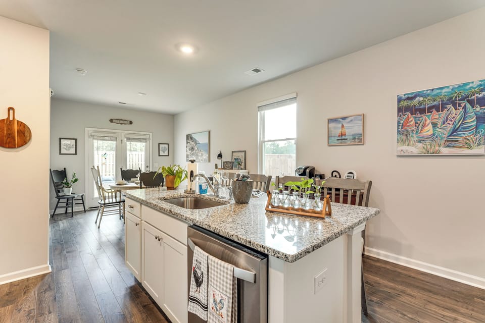 House (3 Bedrooms) | Interior