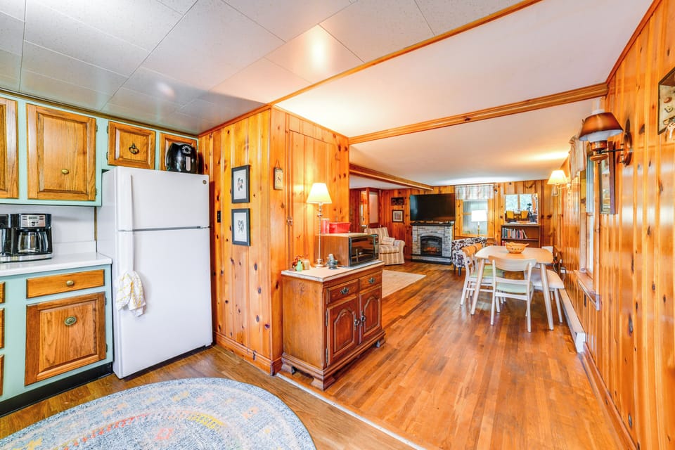 House (2 Bedrooms) | Interior