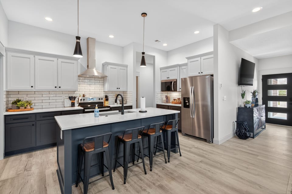 Duplex, 3 Bedrooms | Private kitchen | Coffee/tea maker, fridge, oven, toaster