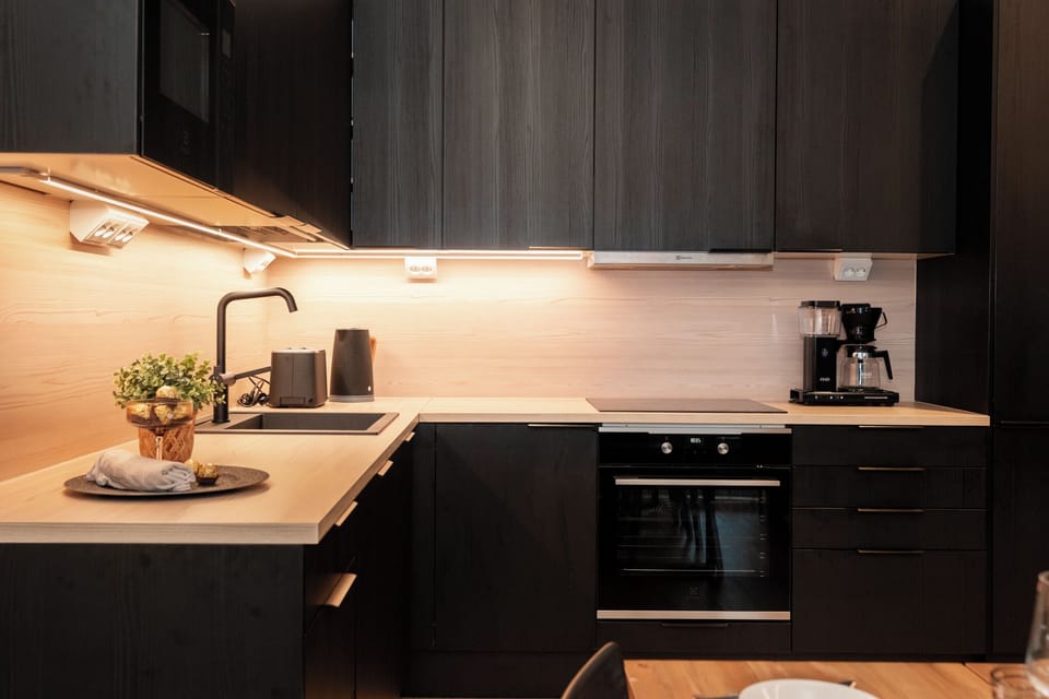 Superior Villa, Multiple Beds, Courtyard View | Private kitchen | Full-size fridge, microwave, oven, stovetop