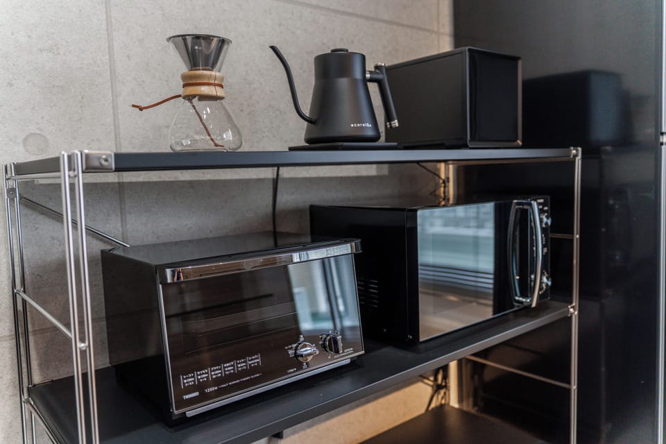 Fridge, microwave, stovetop, electric kettle
