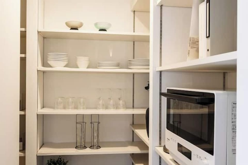 Villa, 4 Bedrooms | Private kitchen | Electric kettle