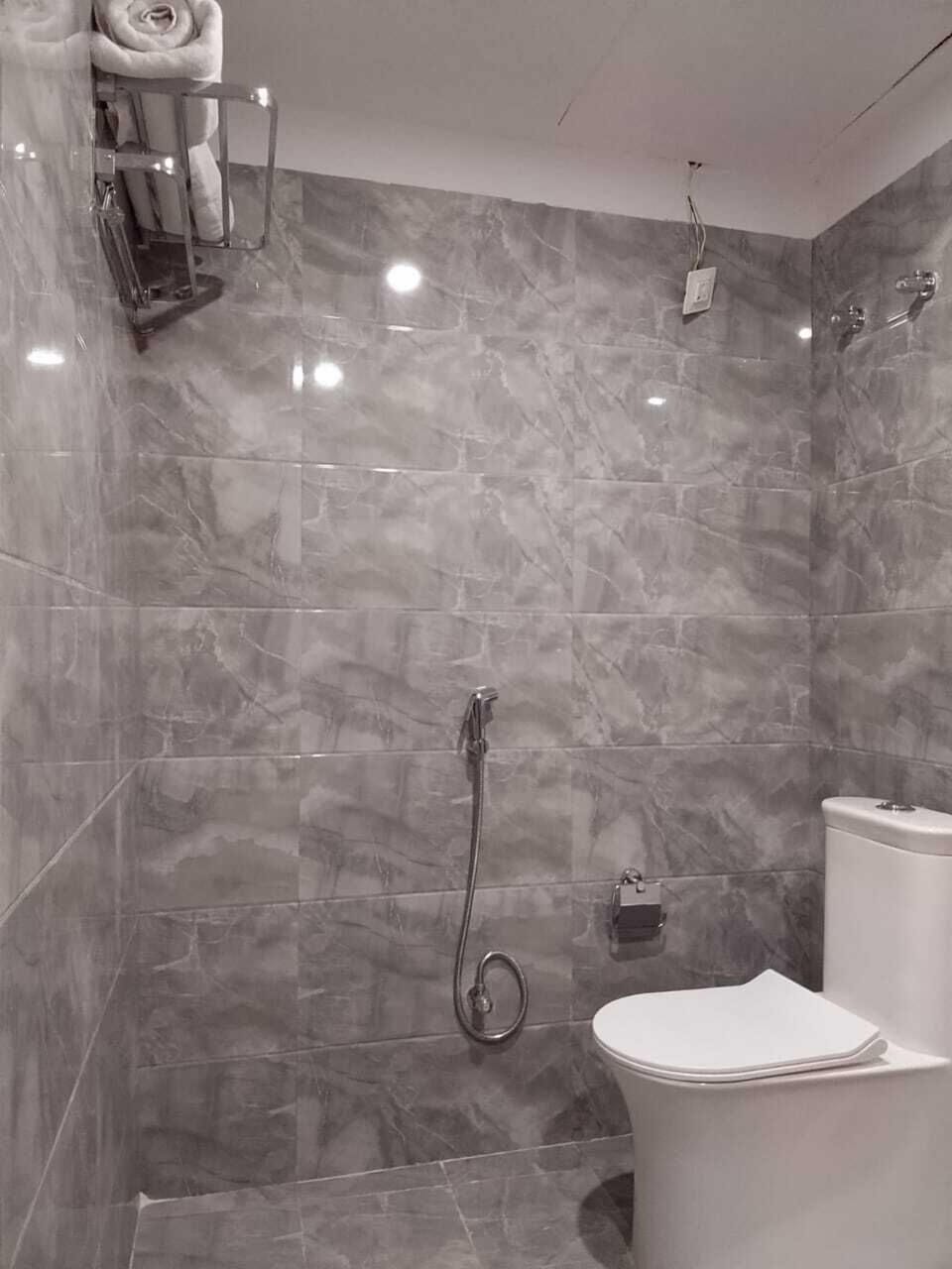 Shower, towels, soap, shampoo