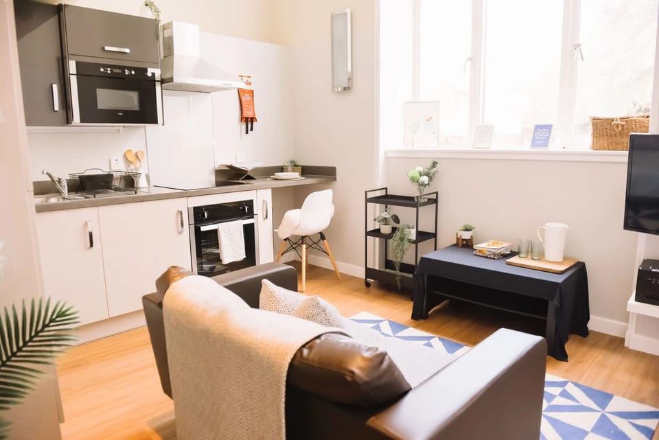 Apartment, 1 Bedroom, Non Smoking | Living area