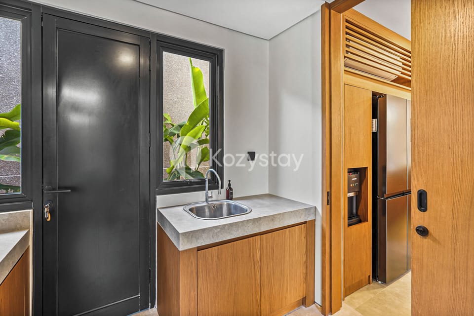 Villa, 4 Bedrooms, Pool View | Private kitchen | Full-size fridge, microwave, oven, stovetop