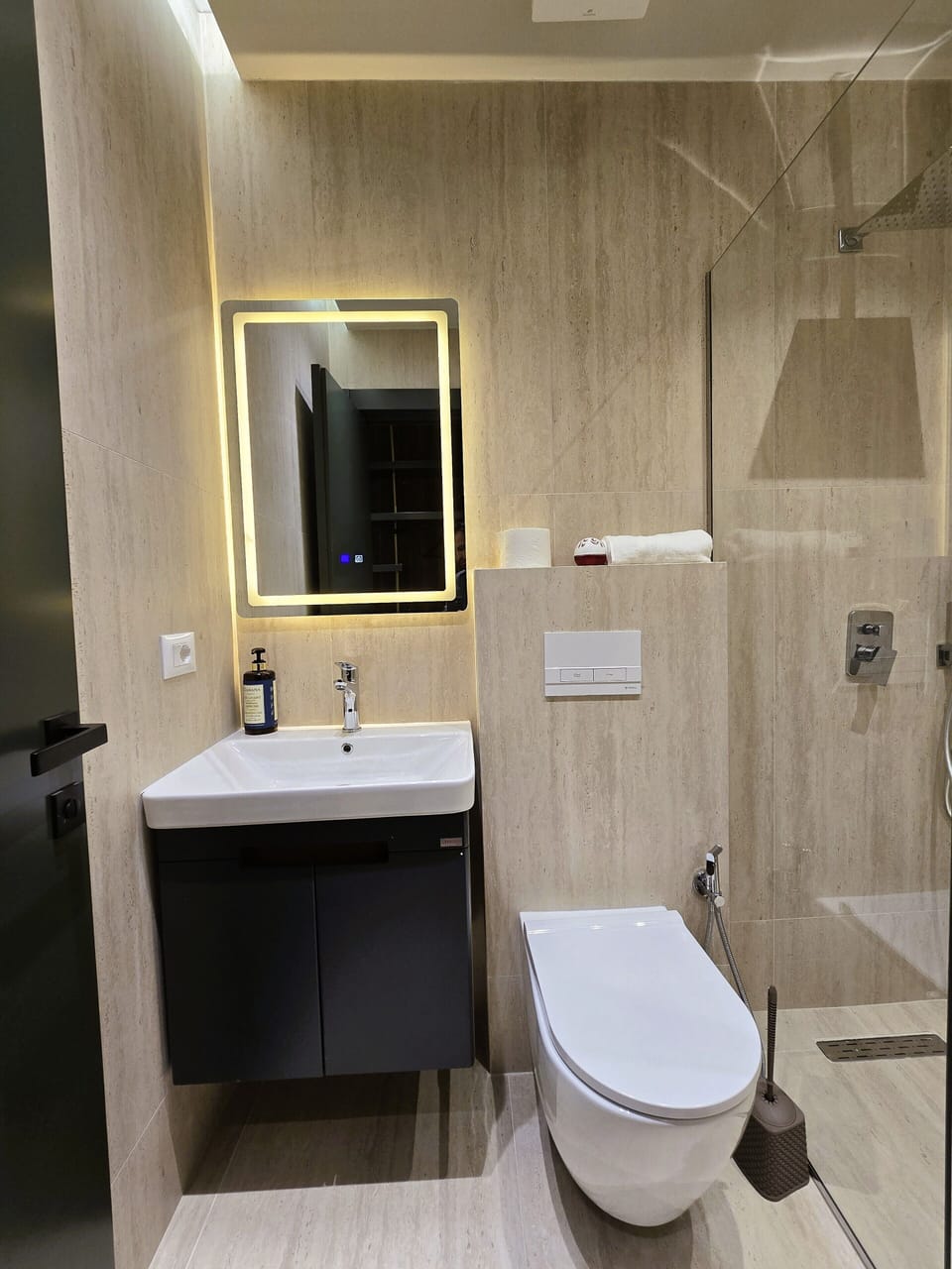 SOLs Center Rooms Hotel in Tirana