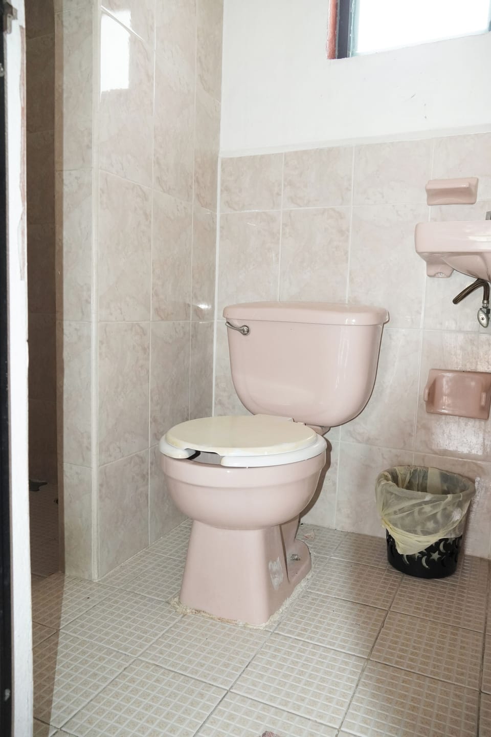 Deluxe Quadruple Room, Balcony, City View | Bathroom | Shower, towels, soap, shampoo