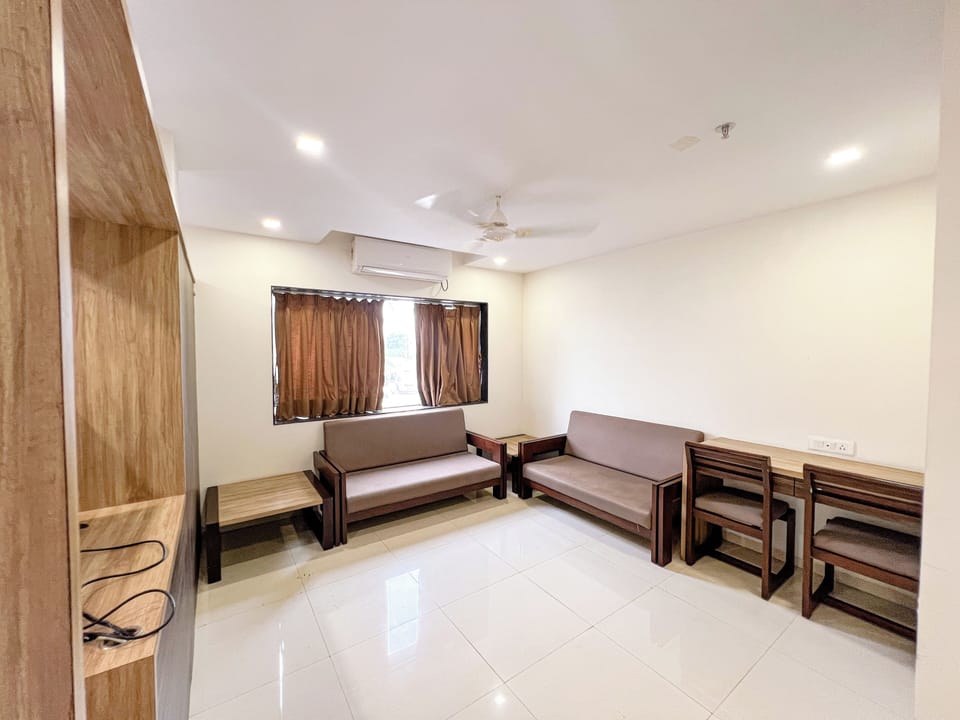 Suite | Living area