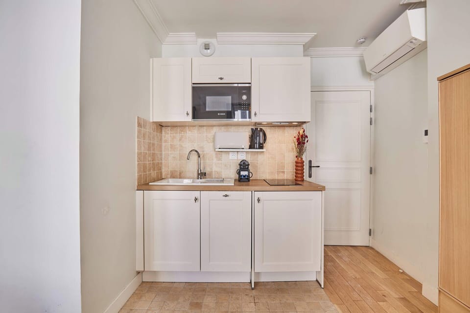 Apartment | Private kitchen | Fridge, microwave, dishwasher, coffee/tea maker