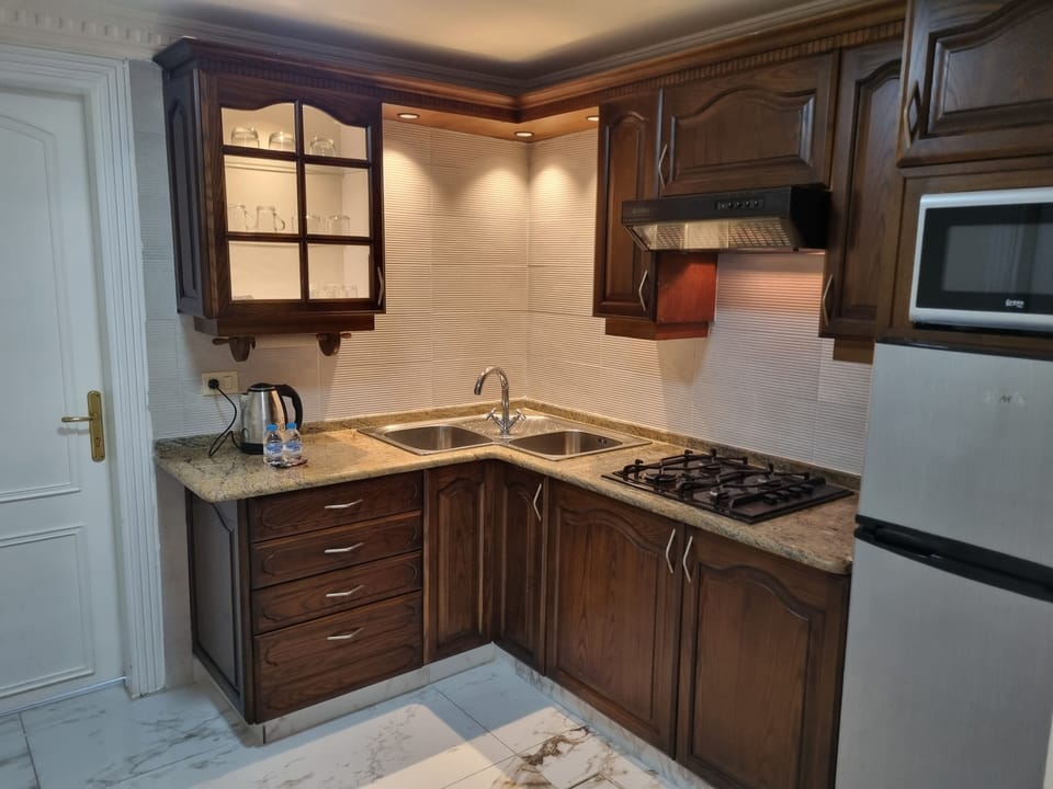 Apartment, 1 Bedroom, Accessible, Smoking | Interior