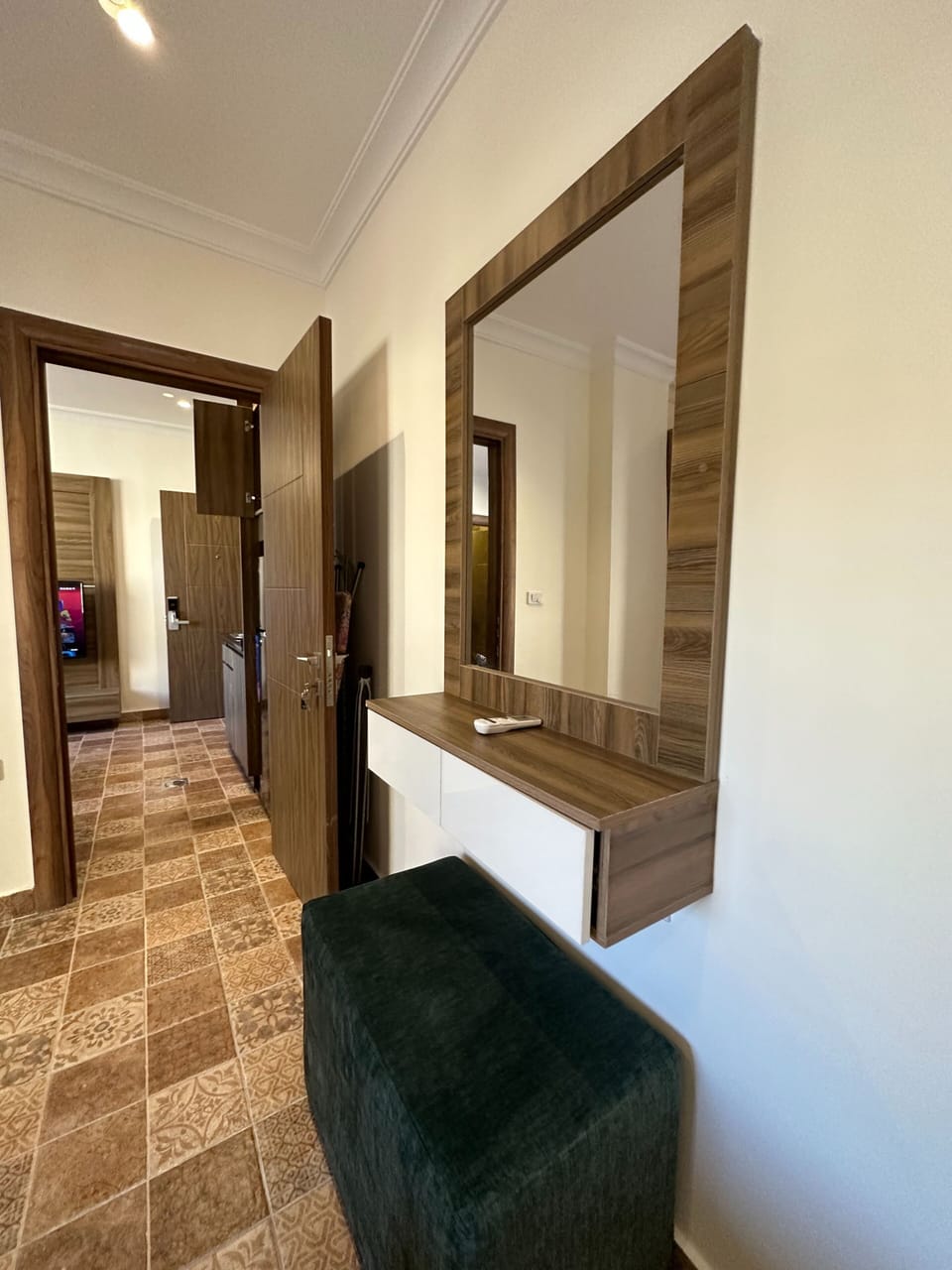 Apartment, 1 Bedroom, Accessible, Smoking | Living room | Flat-screen TV