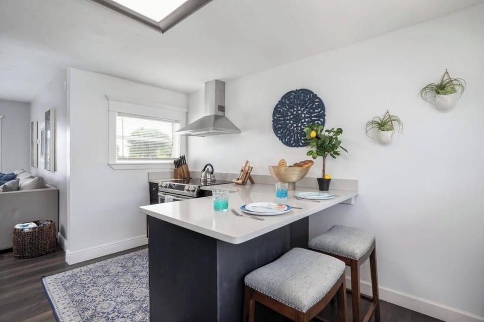 Deluxe House, Private Pool, Garden View | Private kitchen | Espresso maker, coffee/tea maker, electric kettle, highchair