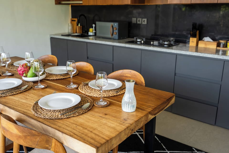 Villa | Dining room