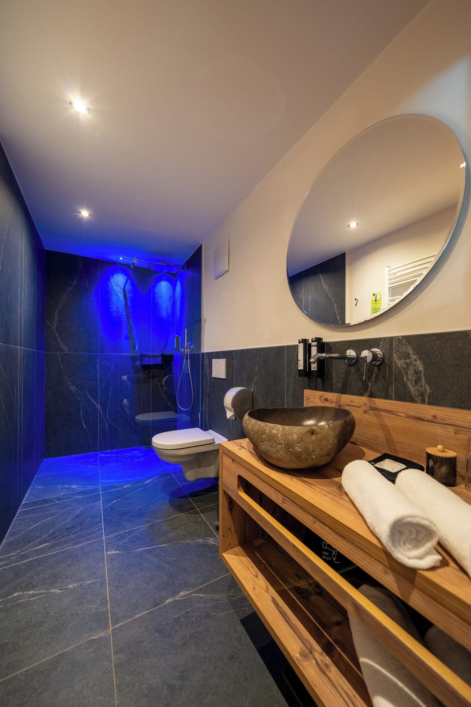 Classic Double Room, Balcony | Bathroom | Hair dryer, bathrobes, slippers, towels