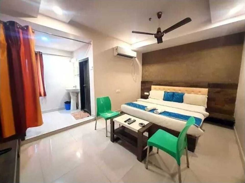 Suite | Free WiFi