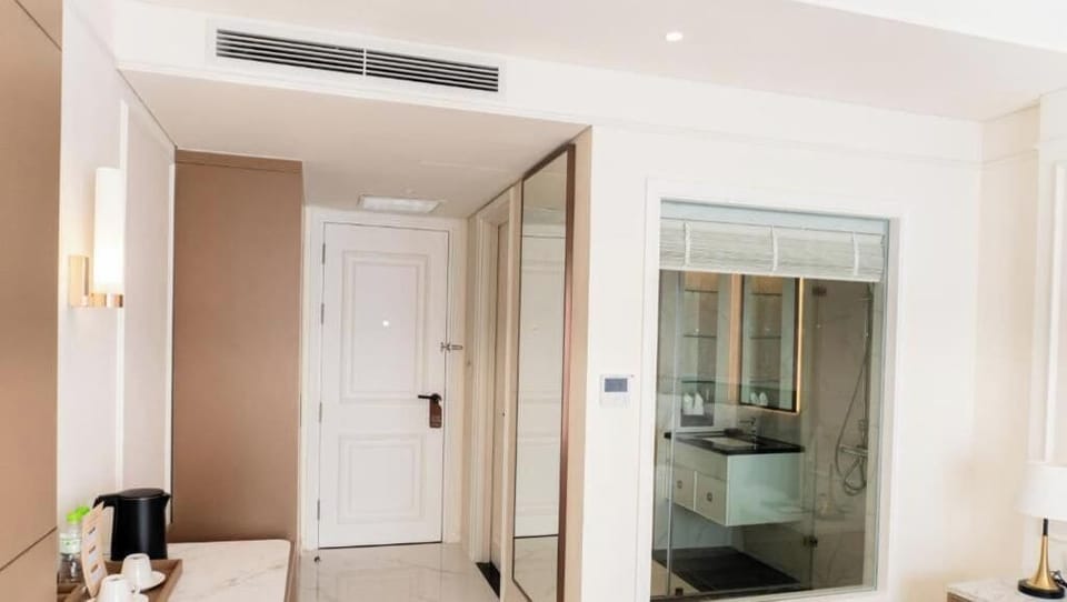 Deluxe Double Room, City View | Premium bedding, pillowtop beds, minibar, in-room safe