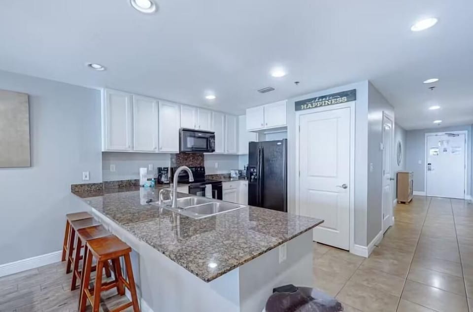 Condo, Multiple Beds (Sterling Breeze 1207) | Private kitchen | Oven, toaster, cookware/dishes/utensils