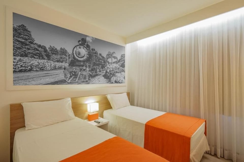 Standard Twin Room, 2 Twin Beds, Non Smoking, Private Bathroom | In-room safe, desk, laptop workspace, blackout drapes