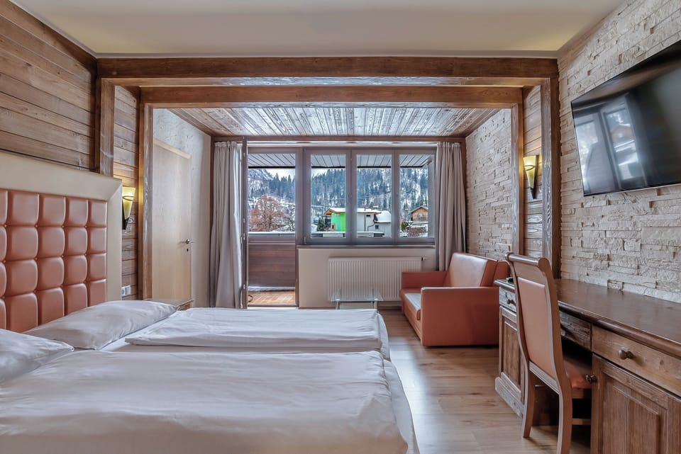 Family Room, 2 Bedrooms, Balcony, Mountain View | In-room safe, desk, laptop workspace, free cribs/infant beds