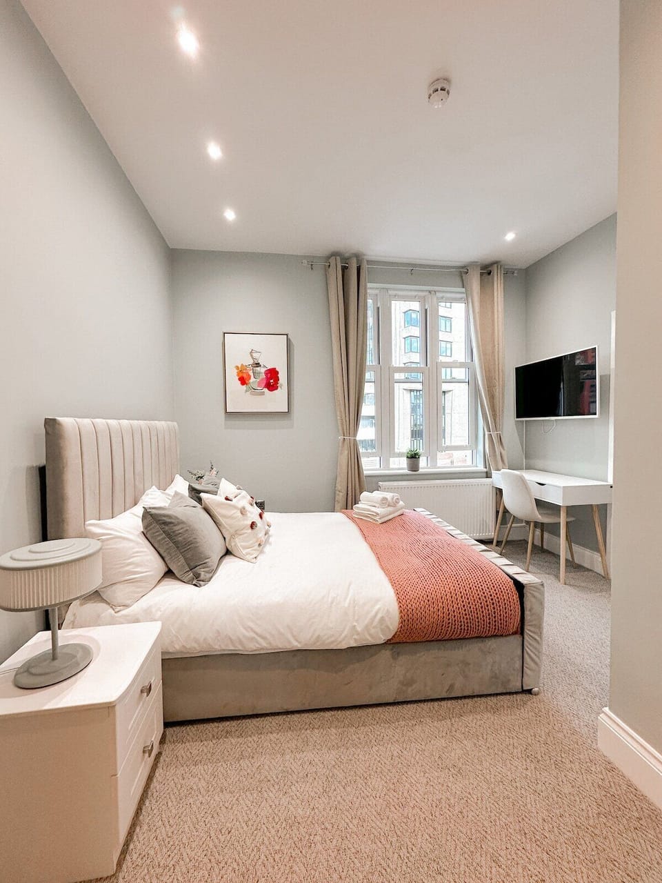 Business Suite, Ensuite, City View (1) | Desk, laptop workspace, WiFi (free)