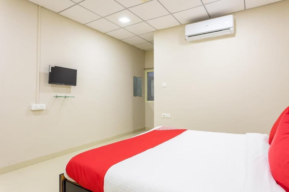 Iron/ironing board, WiFi (free)