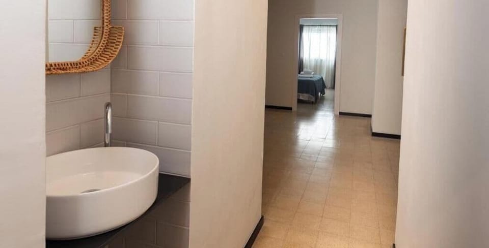 Sea view apartment with balcony Apartment in Netanya