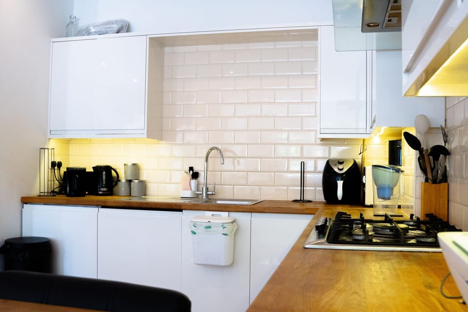 Apartment, 3 Bedrooms, Patio, Garden View | Interior