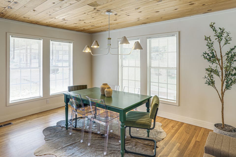 House (4 Bedrooms) | Interior