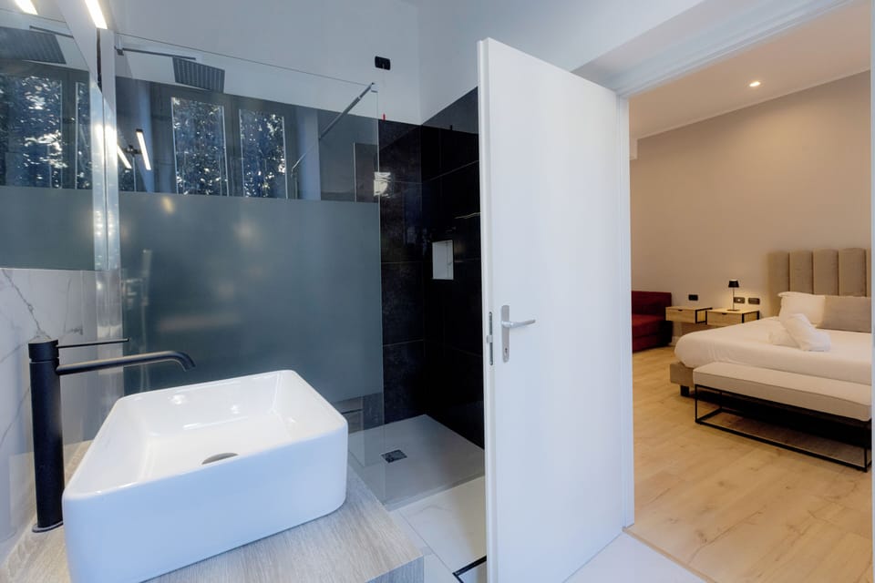 In-room safe, iron/ironing board, free WiFi