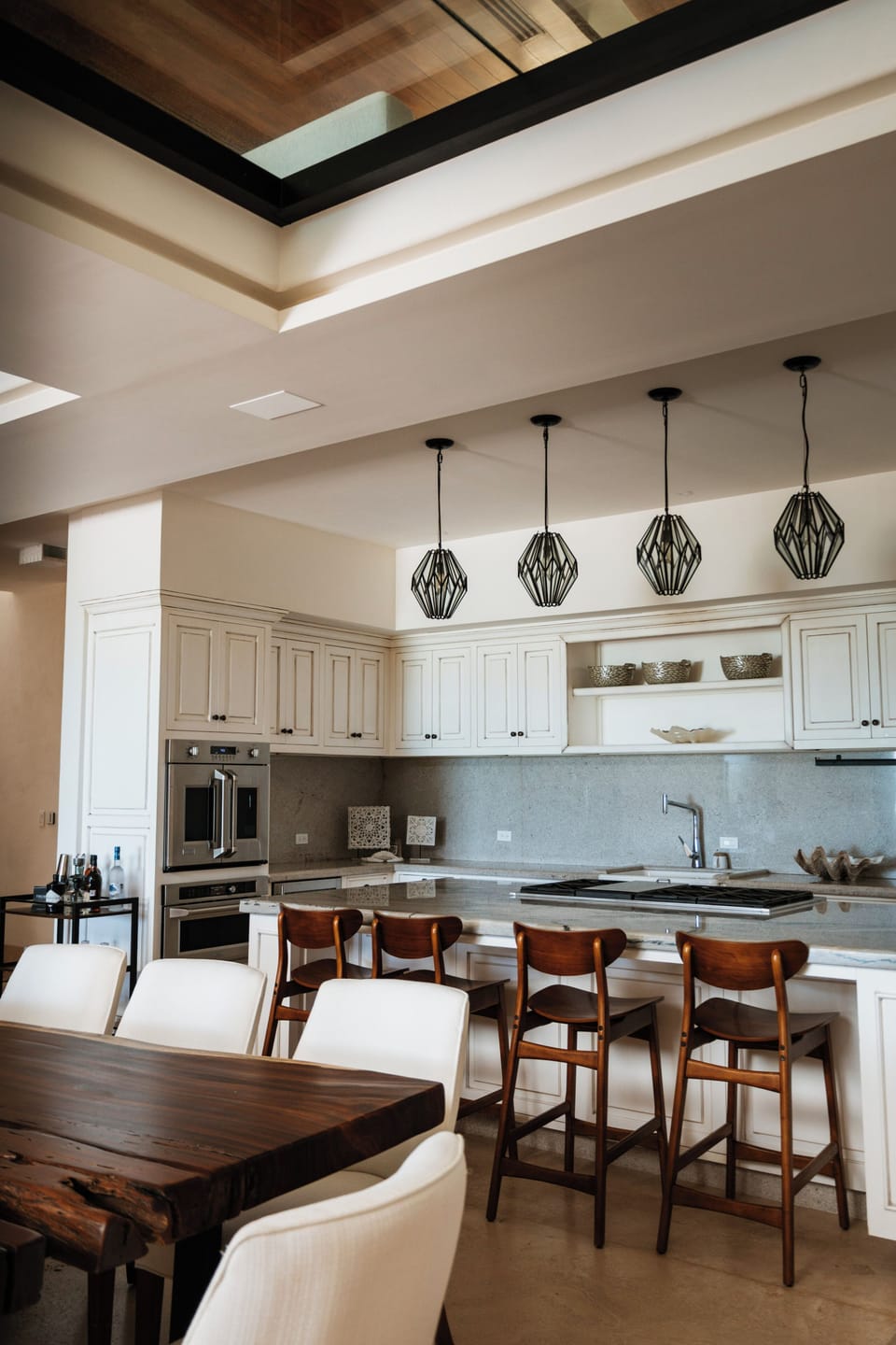 Deluxe House, Balcony, Beach View | Private kitchen