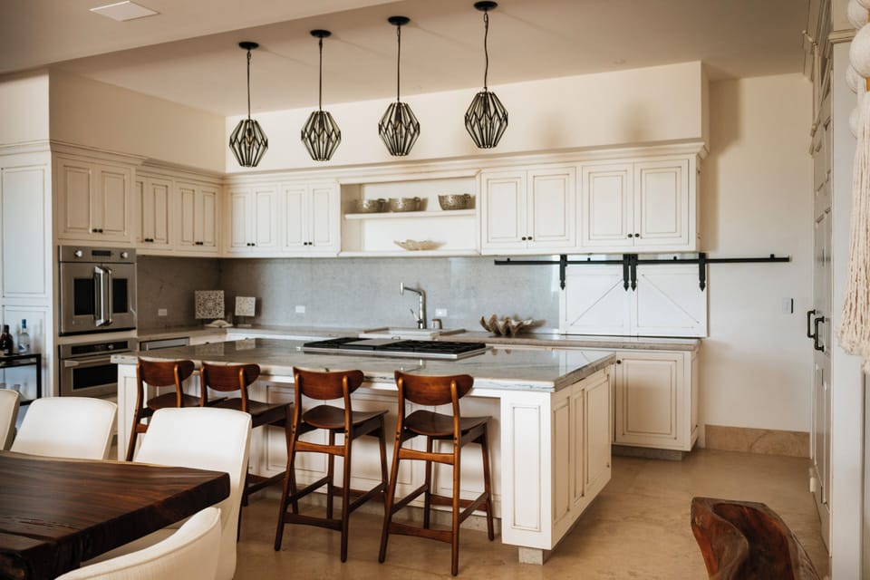 Deluxe House, Balcony, Beach View | Private kitchen