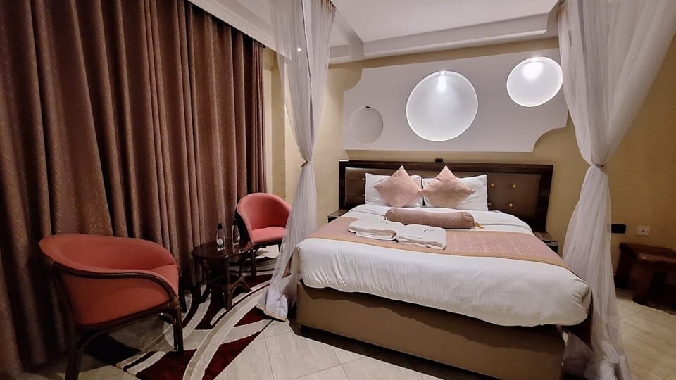 Deluxe Double Room, Garden View | Free WiFi, bed sheets
