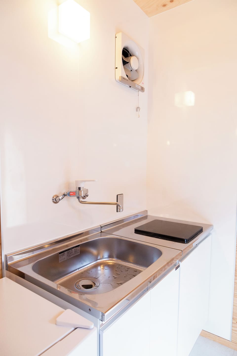 Standard Twin Room | Free WiFi, bed sheets
