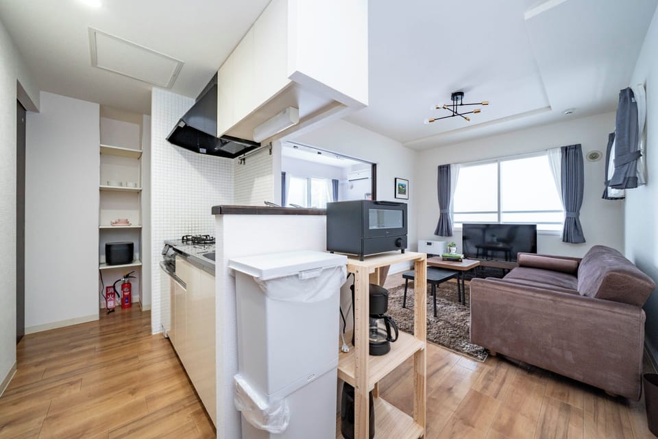 Fridge, microwave, stovetop, electric kettle